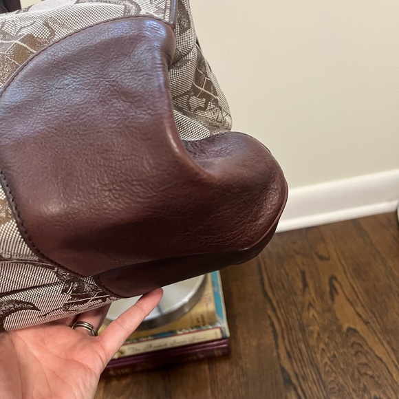 Celine Triomphe Vintage Canvas and Leather Bag - Picture 7 of 14